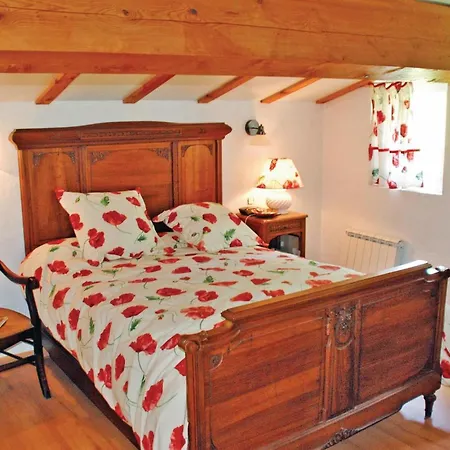 Amazing In La Begude-de-mazenc With Kitchen *